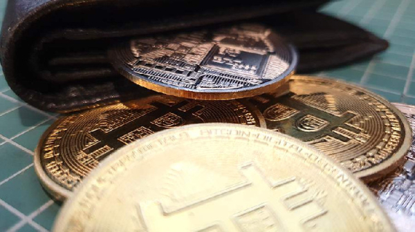 Аналитик рассказал о росте стоимости биткоина из-за покушения на Трампа Аналитик рассказал о росте стоимости биткоина из-за покушения на Трампа